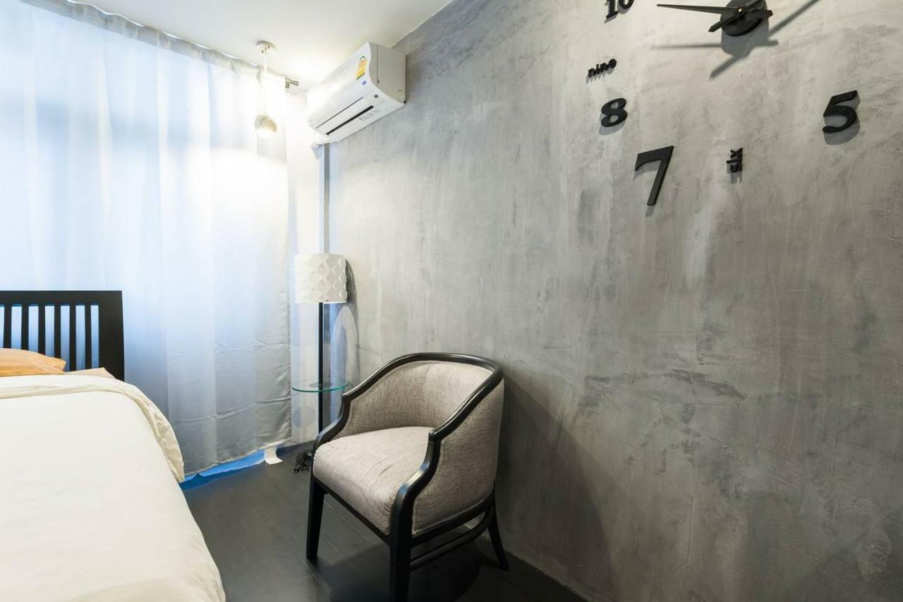 196 Oldtown Chic Hostel Bangkok Ngoại thất bức ảnh